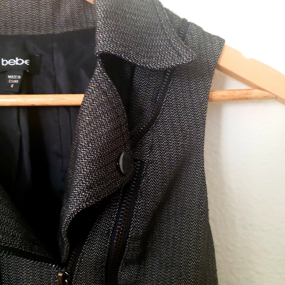Bebe Black striped Asymmetrical Zipper Vest sz 6 - Picture 6 of 11